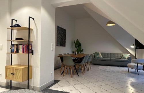 Hallbergmoos Apartamento | Perfekt für 6-8! Küche Parkplätze Flughafen