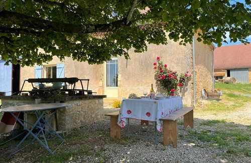 Sainte-Foy-de-Longas Casa | Granja perigordina "Chez Reine" – Autenticidad y tranquilidad en plena naturaleza