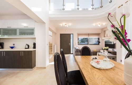 Daratsos Villa | Peris Villa