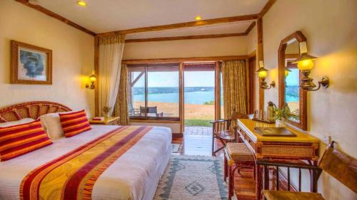 Kasese Hotel | perky africa tours