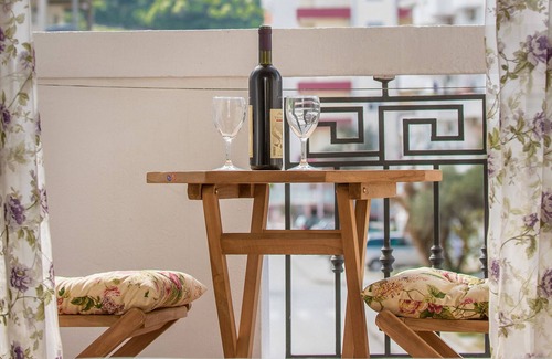 Maini Cama Y Desayuno | Perla di Mare