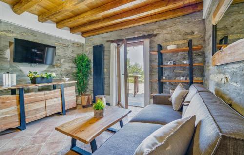 Uscio Casa | Perla