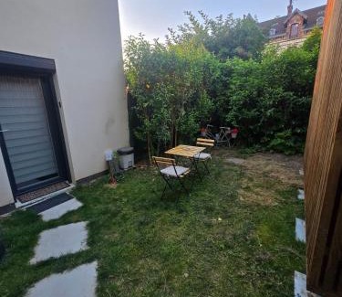 Saint-Gratien Apartamento | Perle Urbaine : Jardin Spacieux!