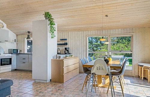 Hals Casa | "Persa" - from the sea by Interhome