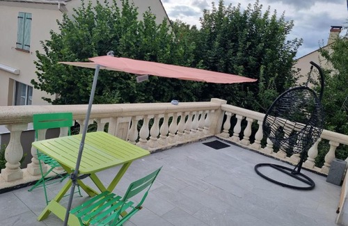 Persan Casa | Persan Studio avec Terrasse