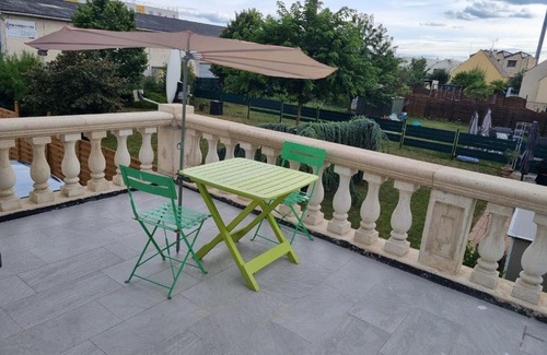 Persan Casa | Persan Studio avec Terrasse