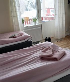 Ockelbo Apartamento | Persbacken i naturnära Ockelbo med fiske o Kungsberget när inpå,