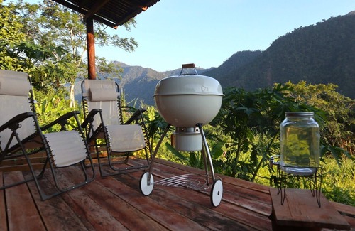 Shapaja Cabina | 🌿 Personalized Amazon escape: 🧘‍♀️yoga, 🌄hikes, 🍫chocolate & 💚healing