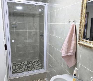 Ermelo Casa | Peshline Guest House Unit 0