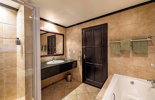 Malelane Cabina | Pestana Kruger Lodge