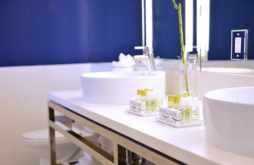 City Center Hotel | Pestana South Beach Art Deco Miami