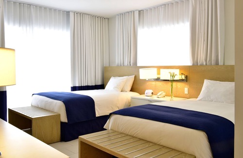 City Center Hotel | Pestana South Beach Art Deco Miami