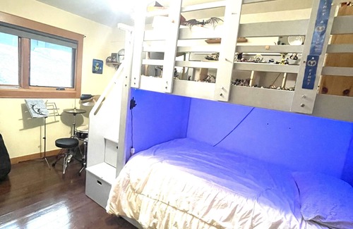 Squamish Casa | Pet and Family-friendly Oasis In Beautiful Smoke Bluffs Park