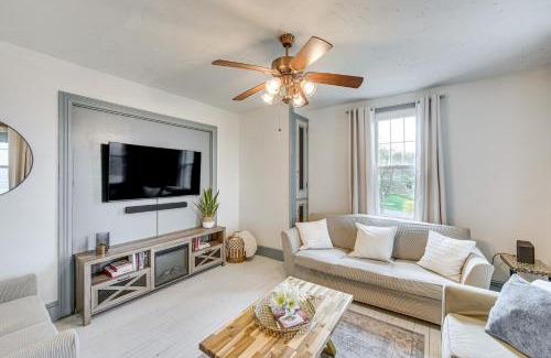 Rossville Casa | Pet and Family Friendly! Home with Fenced Yard and Deck