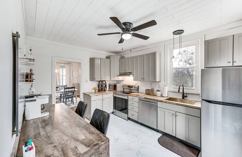 Rossville Casa | Pet & Family Friendly! Home w/ Fenced Yard + Deck