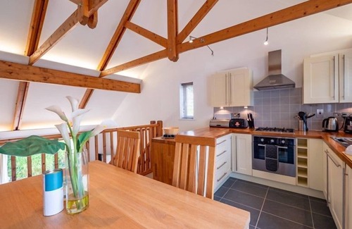 Carnon Downs Cabaña | Pet free Villa Gallery