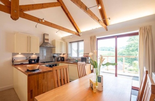 Carnon Downs Cabaña | Pet free Villa Gallery