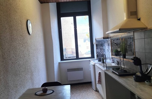 Saint-Pons-de-Thomieres Apartamento | Pet-friendly apartment le petit paradis :)