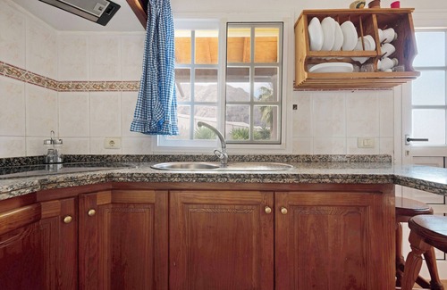 Buenavista del Norte Casa | Casa El Cardon B1' con vistas al mar y a la montaña, terraza y Wi-Fi, admite mascotas