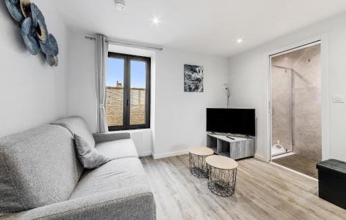 Saint-Benoit-des-Ondes Apartamento | Pet Friendly Apartment