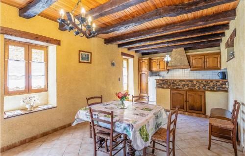 Saint-Crepin-et-Carlucet Apartamento | Pet Friendly Apartment