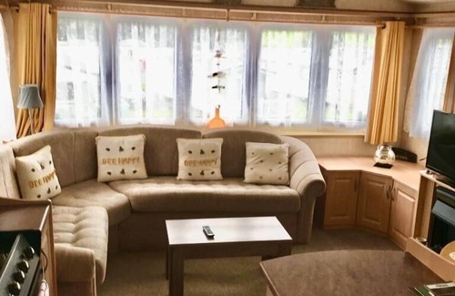 Aberystwyth Cabina | Pet Friendly 2 Bedroom Caravan Clarach Bay
