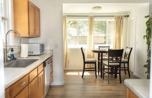 Billings Casa | Pet Friendly 2 Bed Home w/Hot Tub!