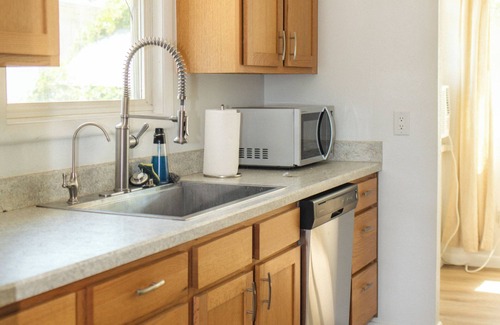 Billings Casa | Pet Friendly 2 Bed Home w/Hot Tub!