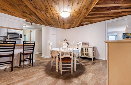 Cary Cabaña | Pet-friendly 2BR Ranch, Wifi, Parking Near RTP