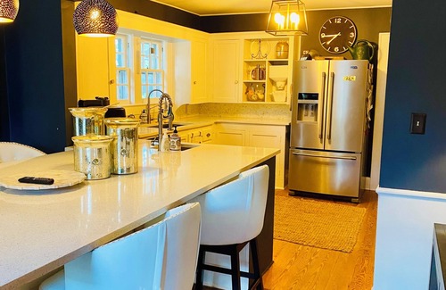 High Point Casa | Pet Friendly 3 bedroom historic home in the heart of High Point