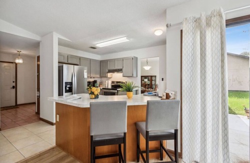 Northside Casa | Pet-Friendly 3BR Near JAX Airport Downtown UF Health Mid-Term Ready