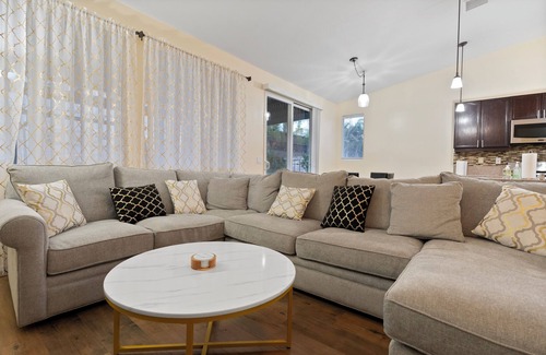 Murrieta Casa | Pet Friendly 4 BR Home, Perfect for Monthly Stays. Near Wineries & Restaurants!