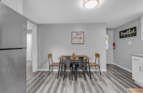 West Mifflin Casa | Pet-Friendly 4BR Near Kennywood & Pittsburgh home