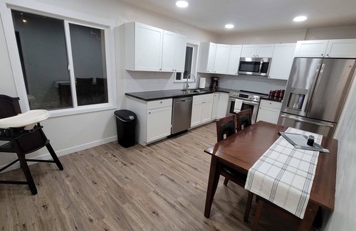 South Ogden Casa | Pet Friendly 5 Bed Home with Waffle Breakfast!