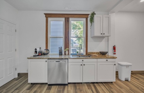 Detroit Casa | Pet Friendly 5BR Home near Downtown Detroit by RedAwning
