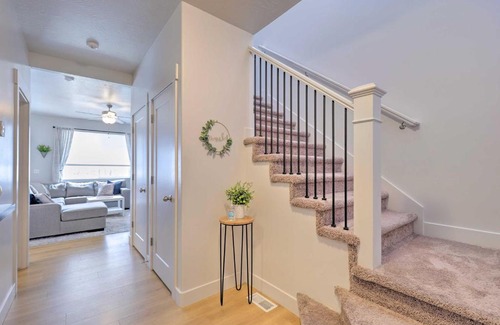 American Fork Casa | Pet-Friendly American Fork Home with Mtn Views!