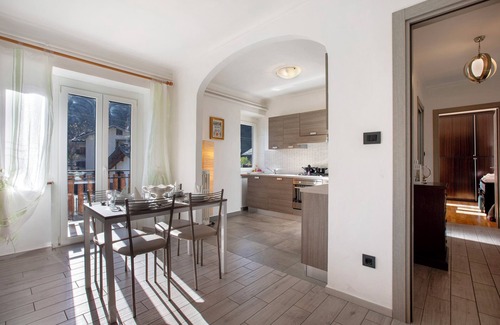 Arvier Apartamento | Apartamento 'Casa Tua - Arvier' con vistas a la montaña que admite mascotas