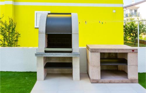 Milcetici Apartamento | Pet Friendly Apartment In Malinska