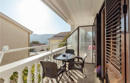 Topla Apartamento | Pet Friendly Apartment In Herceg Novi With Wifi