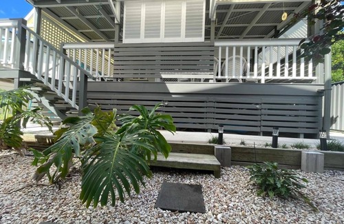 Moffat Beach Casa | Pet Friendly at Moffat Beach