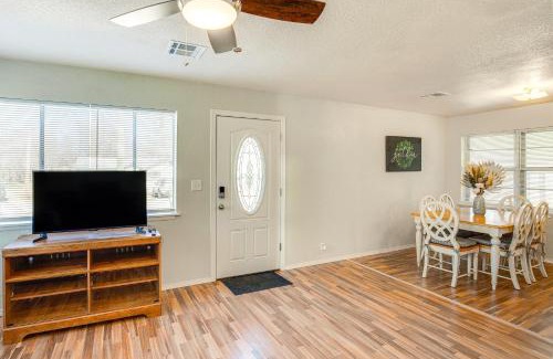 Atoka Casa | Pet-Friendly Atoka Vacation Rental with Large Yard!