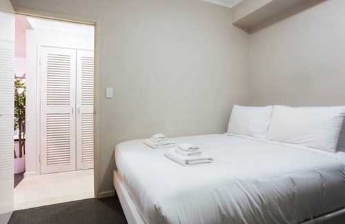 Welshpool Apartamento | Pet Friendly 2BR APT with Balcony in East Vic Park