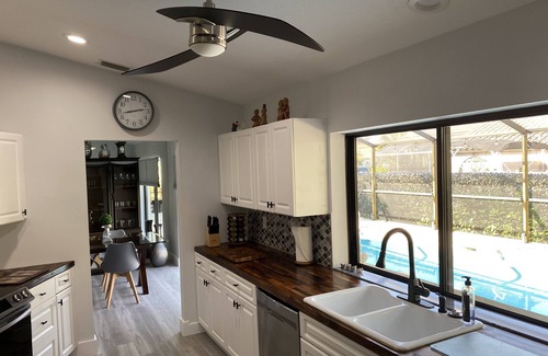Bonita Springs Casa | Pet Friendly Beach House. Very safe and quiet neighborhood