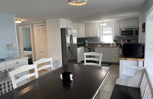 Sagamore Beach Casa | Pet Friendly Beach House - Sleeps 7, Across Street from Private Sagamore Beach