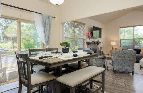 Southwest Bend Casa | Pet-Friendly - Bend Sanctuary for 6