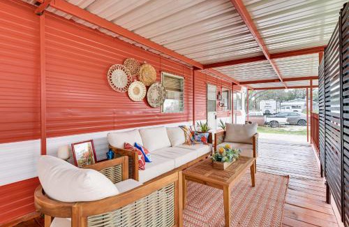 Brownwood Casa | Pet-Friendly Brownwood Home Walk to Lake!