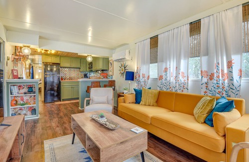 Brownwood Casa | Pet-Friendly Brownwood Home: Walk to Lake!