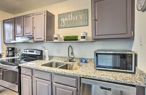 College Station Apartamento | Pet-friendly Bryan Escape ~ 2 Mi to Texas A & M