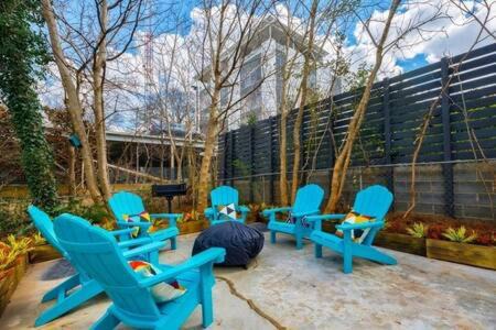 Old Fourth Ward Casa | Pet Friendly Bungalow Steps to Inman Park