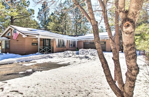 Pinetop Casa | Pet-Friendly Cabin in Pinetop-Lakeside!